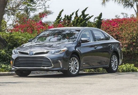 TOYOTA AVALON HYBRID 2016 PROBLEMAS
