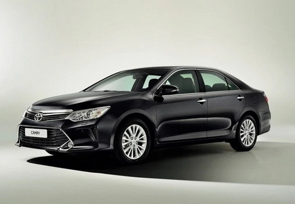 TOYOTA CAMRY 2017 PROBLEMAS