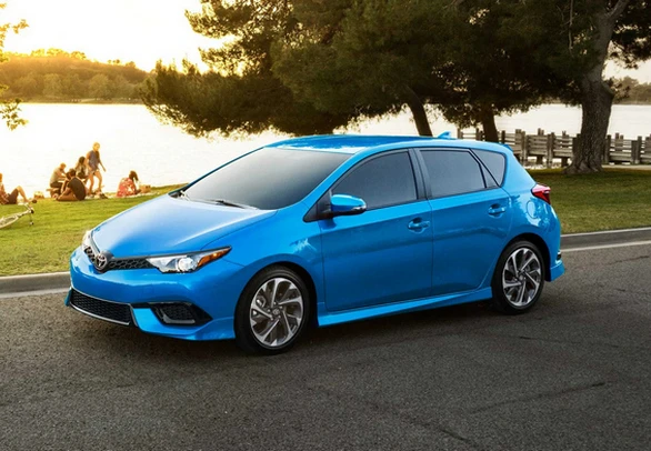 TOYOTA COROLLA IM 2017 PROBLEMAS