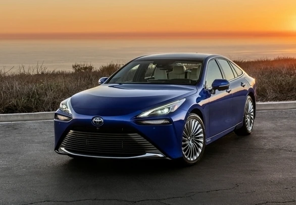 TOYOTA MIRAI 2023 PROBLEMAS