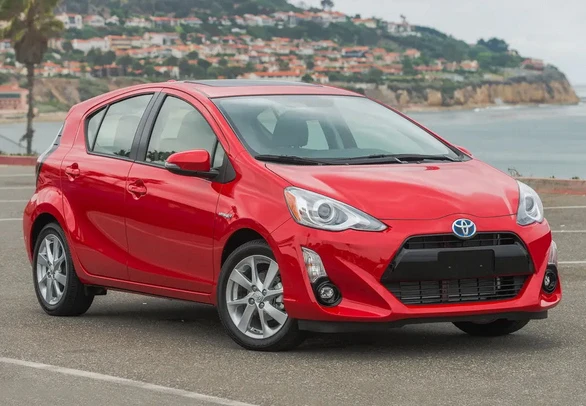 TOYOTA PRIUS C 2014 PROBLEMAS