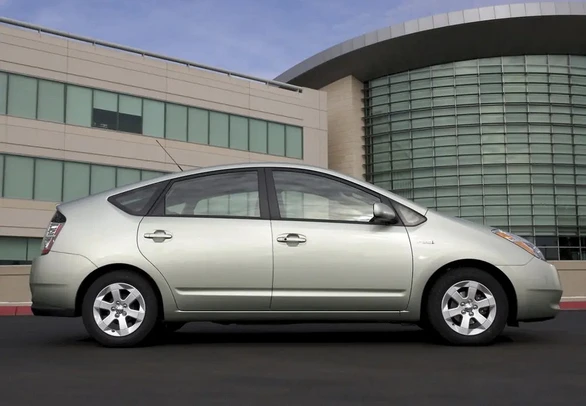 TOYOTA PRIUS 2003 PROBLEMAS