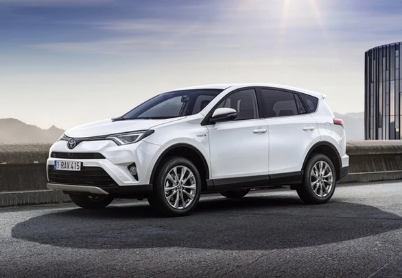 TOYOTA RAV4 HYBRID 2017 PROBLEMAS
