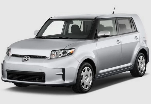 TOYOTA SCION XB 2012 PROBLEMAS