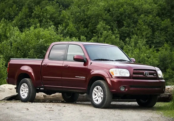 TOYOTA TUNDRA 2002 PROBLEMAS
